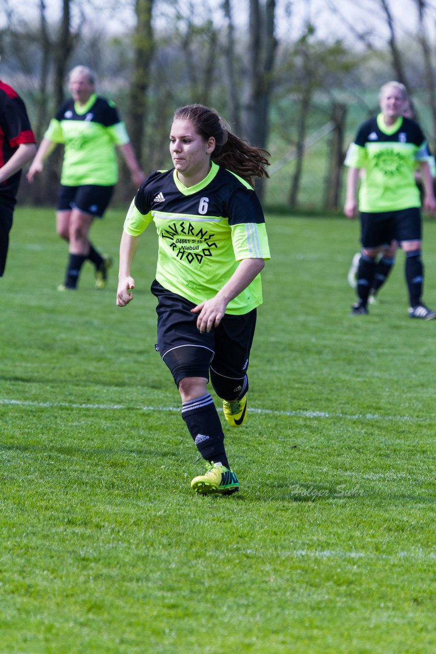 Bild 421 - Frauen SV Frisia 03 Risum Lindholm - Heider SV : Ergebnis: 8:0